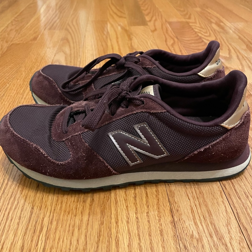 New Balance 311 Maroon Sneakers